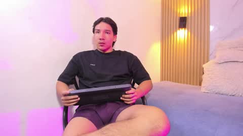 Otto Andrew online show from 23, 3, 2026