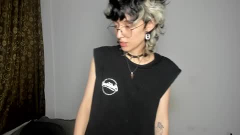 Snapshot of ottoyan_ chatting on 16, 2, 2025 Otto 3 online show from 16, 2, 2025