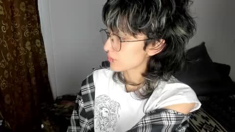 Snapshot of ottoyan_ chatting on 16, 9, 2025 Otto 3 online show from 16, 9, 2025