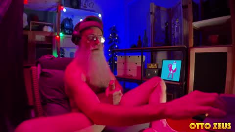 Snapshot of ottozeus chatting on 2, 12, 2024 Otto Zeus online show from 2, 12, 2024
