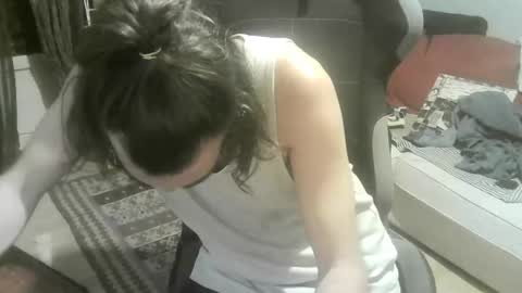 Snapshot of ouinnybis195625 chatting on 27, 9, 2025 ouinnybis195625 online show from 27, 9, 2025