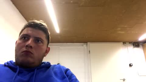 outflayd online show from 24, 10, 2025