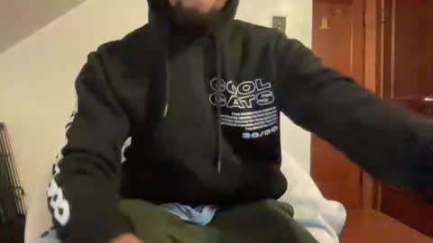 Snapshot of outofhisleague_ chatting on 6, 3, 2026 outofhisleague_ online show from 6, 3, 2026