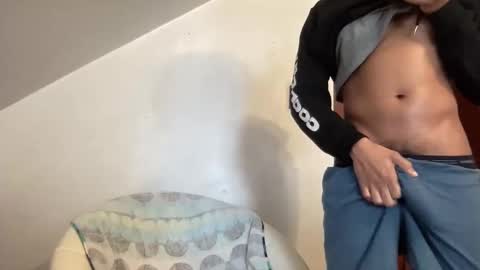 Snapshot of outofhisleague_ chatting on 25, 3, 2026 outofhisleague_ online show from 25, 3, 2026