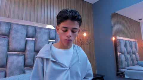 Owen Johnson online show from 17, 12, 2025