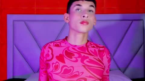 owen_stone1 online show from 18, 4, 2026