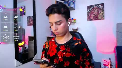 Owen  Independent model  online show from 19, 3, 2026