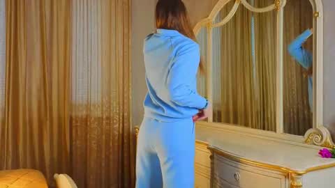 Snapshot of ozellaelazegui chatting on 30, 11, 2025 Call me Gabriela online show from 30, 11, 2025