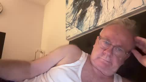 Snapshot of ozhairybearxxxx chatting on 9, 12, 2024 ozhairybearxxxx online show from 9, 12, 2024