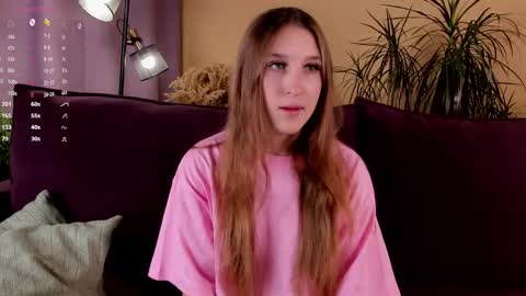 Caroline or just Lina online show from 13, 9, 2025