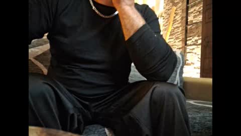 Snapshot of p326032 chatting on 8, 11, 2025 p326032 online show from 8, 11, 2025