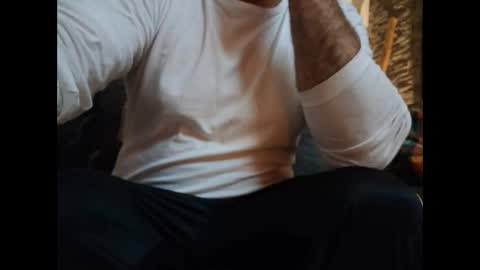 Snapshot of p326032 chatting on 16, 11, 2025 p326032 online show from 16, 11, 2025