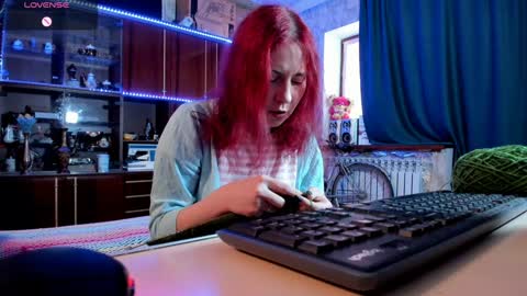 Ella online show from 21, 1, 2025