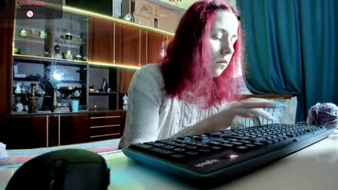 Ella online show from 25, 1, 2025