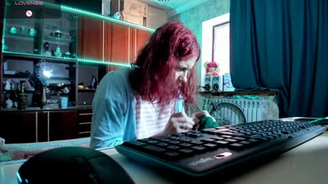 Ella online show from 30, 1, 2025