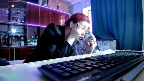 Ella online show from 1, 3, 2025