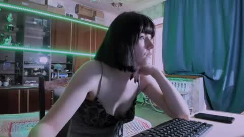 Snapshot of pa1e_pr1ncess chatting on 18, 6, 2026 Ella online show from 18, 6, 2026