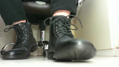 Snapshot of pablomenesssl chatting on 17, 1, 2025 Pablo Meness online show from 17, 1, 2025