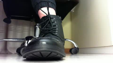 Snapshot of pablomenesssl chatting on 9, 2, 2025 Pablo Meness online show from 9, 2, 2025