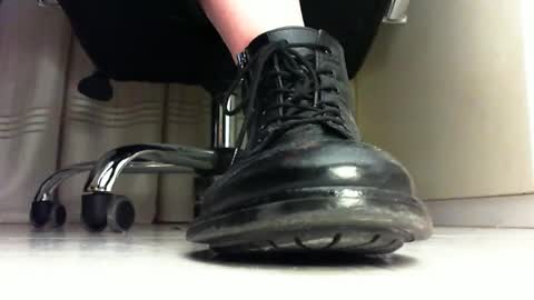 Snapshot of pablomenesssl chatting on 28, 2, 2025 Pablo Meness online show from 28, 2, 2025