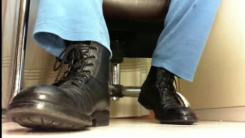 Snapshot of pablomenesssl chatting on 9, 3, 2025 Pablo Meness online show from 9, 3, 2025