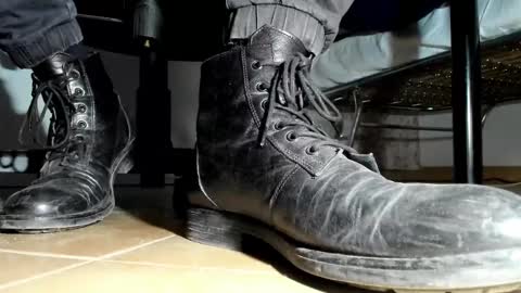 Snapshot of pablomenesssl chatting on 3, 11, 2025 Pablo Meness online show from 3, 11, 2025