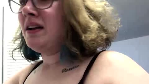 paigechantel online show from 29, 4, 2026