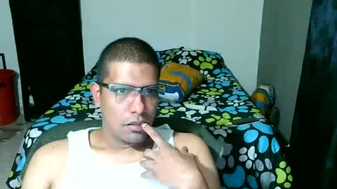 paisita89100 online show from 3, 8, 2026
