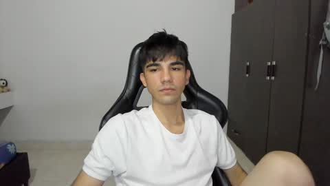 Snapshot of pakun_ chatting on 5, 12, 2024 pakun_ online show from 5, 12, 2024