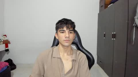 Snapshot of pakun_ chatting on 11, 12, 2024 pakun_ online show from 11, 12, 2024