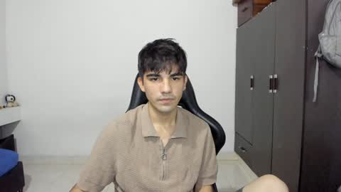 Snapshot of pakun_ chatting on 18, 12, 2024 pakun_ online show from 18, 12, 2024