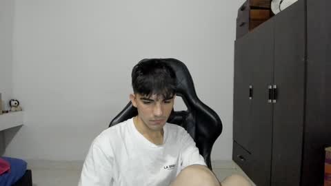 Snapshot of pakun_ chatting on 24, 12, 2024 pakun_ online show from 24, 12, 2024
