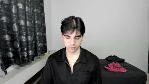 Snapshot of pakun_ chatting on 2, 10, 2025 pakun_ online show from 2, 10, 2025