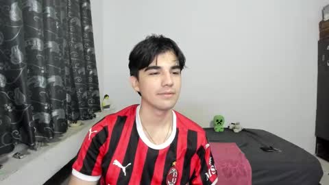 Snapshot of pakun_ chatting on 8, 10, 2025 pakun_ online show from 8, 10, 2025