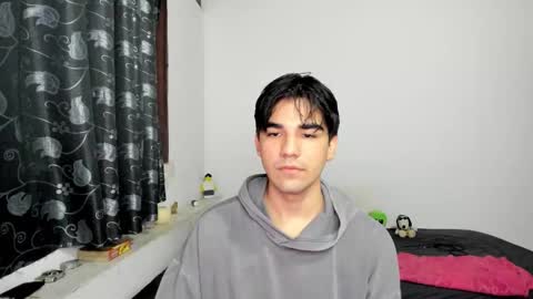 Snapshot of pakun_ chatting on 12, 10, 2025 pakun_ online show from 12, 10, 2025