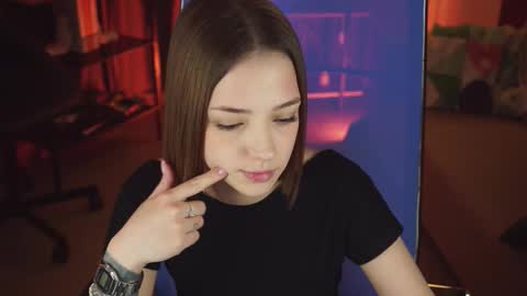 Snapshot of pambeeslyy chatting on 10, 11, 2025 Pam online show from 10, 11, 2025