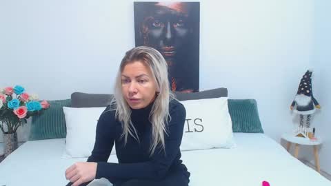 PAMEL ISSY online show from 31, 1, 2025