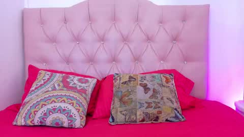 pamela_morales_ online show from 2, 5, 2026