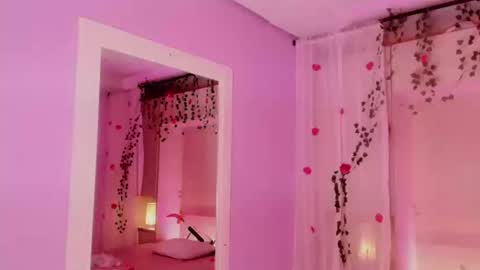 Snapshot of pamelaascott chatting on 12, 9, 2025 P A M online show from 12, 9, 2025