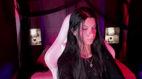 Snapshot of pamelaascott chatting on 24, 10, 2025 P A M online show from 24, 10, 2025