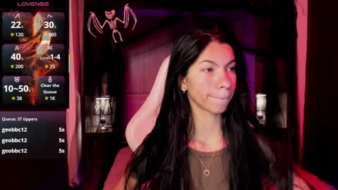 Snapshot of pamelaascott chatting on 28, 10, 2025 P A M online show from 28, 10, 2025