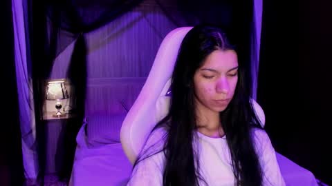 Snapshot of pamelaascott chatting on 14, 11, 2025 P A M online show from 14, 11, 2025