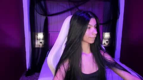 Snapshot of pamelaascott chatting on 22, 11, 2025 P A M online show from 22, 11, 2025