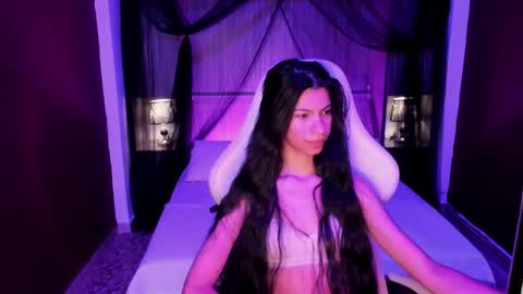 Snapshot of pamelaascott chatting on 26, 11, 2025 P A M online show from 26, 11, 2025