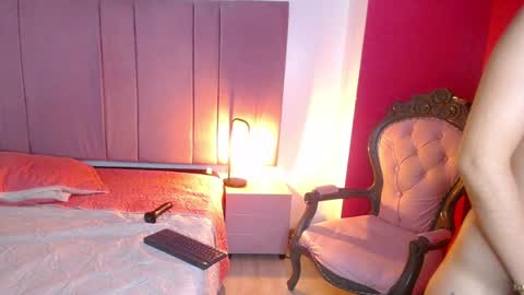 PamelaEvans   online show from 1, 2, 2025