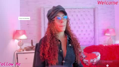 Snapshot of pamelamiler_ chatting on 17, 5, 2026 TELL ME PAMELLA AND GIVE ME A GOOD GRADE ITS IMPORTANT online show from 17, 5, 2026