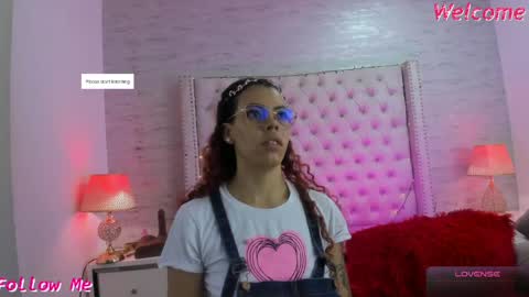 Snapshot of pamelamiler_ chatting on 19, 5, 2026 TELL ME PAMELLA AND GIVE ME A GOOD GRADE ITS IMPORTANT online show from 19, 5, 2026