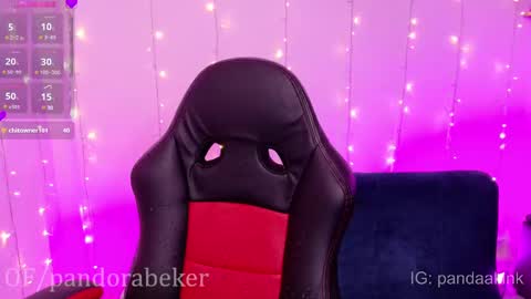 Snapshot of pandorabeker chatting on 9, 2, 2025    online show from 9, 2, 2025