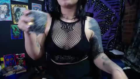       online show from 26, 11, 2025