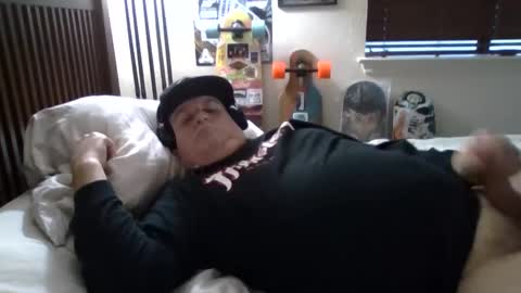 panos online show from 1, 2, 2025